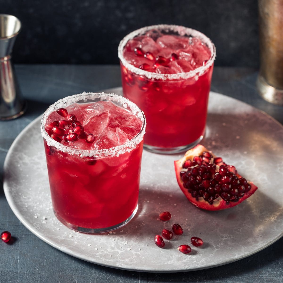 At Cutters Cigar and Spirits, immerse yourself in the ultimate cigar lounge with a full bar that serves premium drink from the top brands.